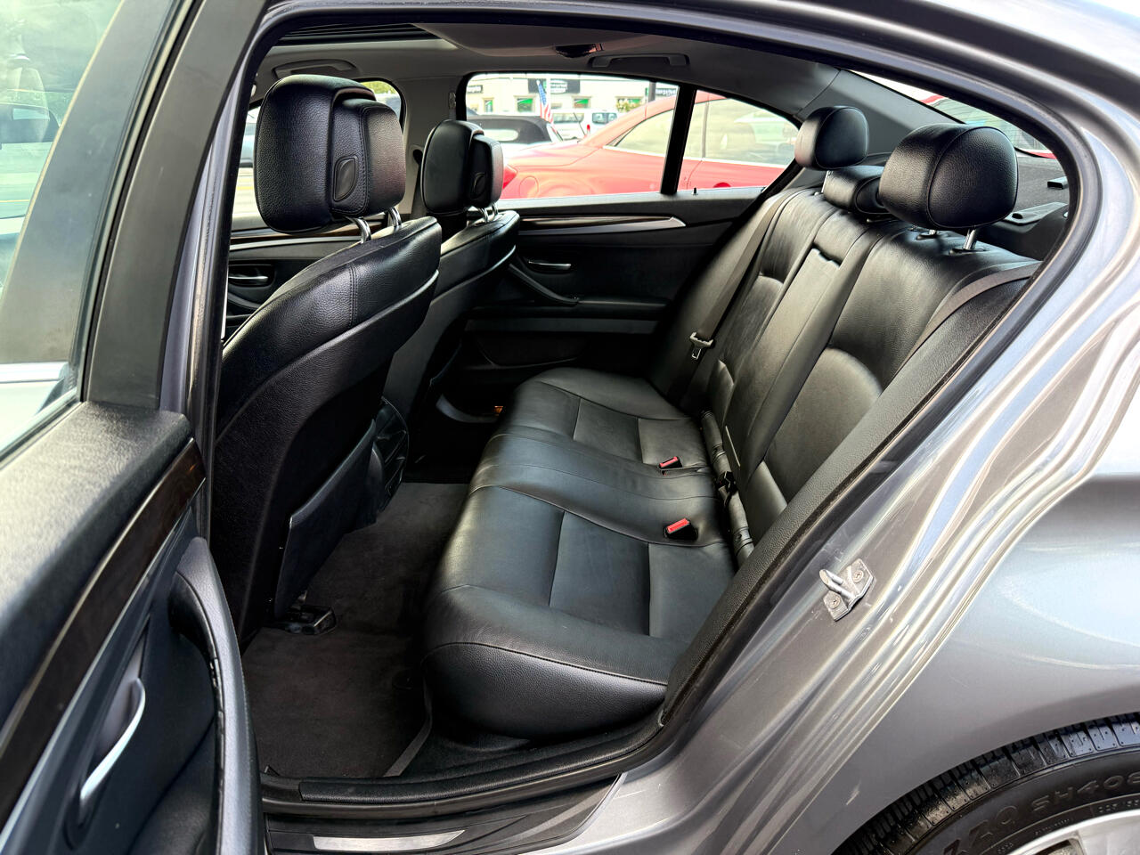 BMW 5-Series 528i 2013