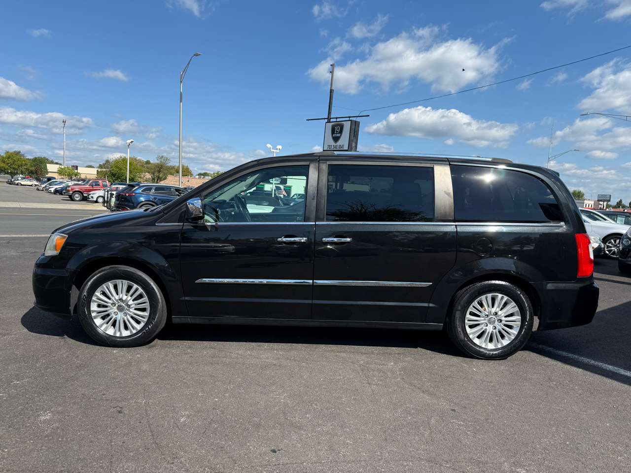 Chrysler Town & Country Limited 2012