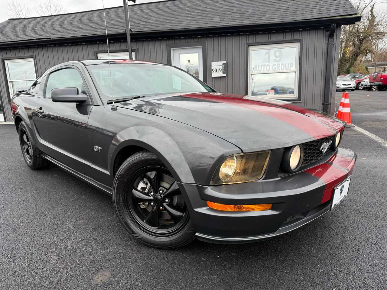 Ford Mustang GT Deluxe Coupe 2007