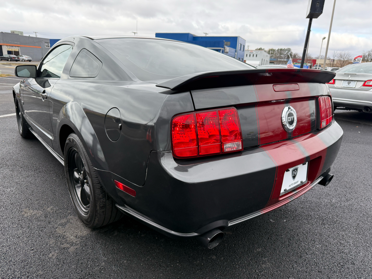 Ford Mustang GT Deluxe Coupe 2007