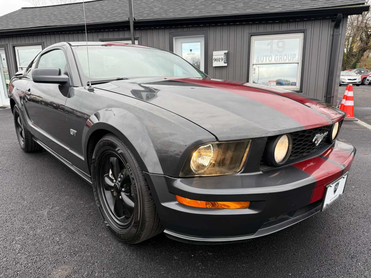 Ford Mustang GT Deluxe Coupe 2007