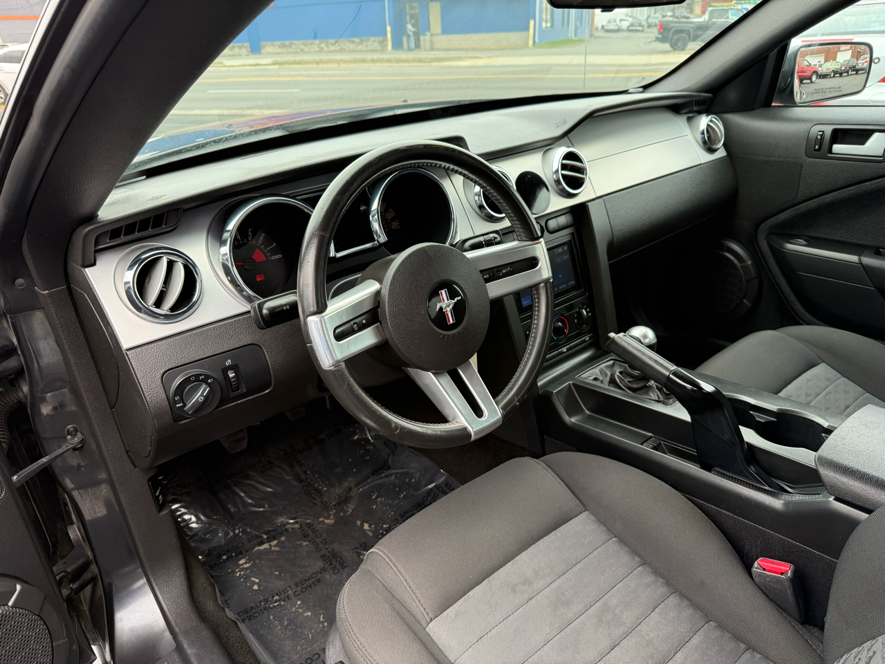 Ford Mustang GT Deluxe Coupe 2007