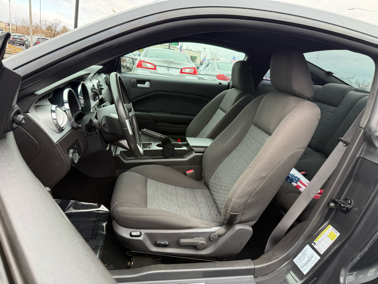 Ford Mustang GT Deluxe Coupe 2007