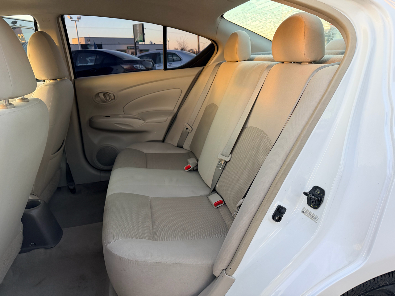 Nissan Versa 1.6 S Sedan 2012