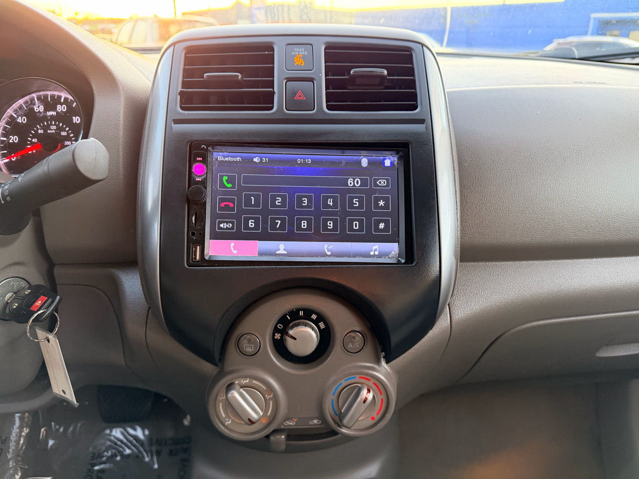 Nissan Versa 1.6 S Sedan 2012