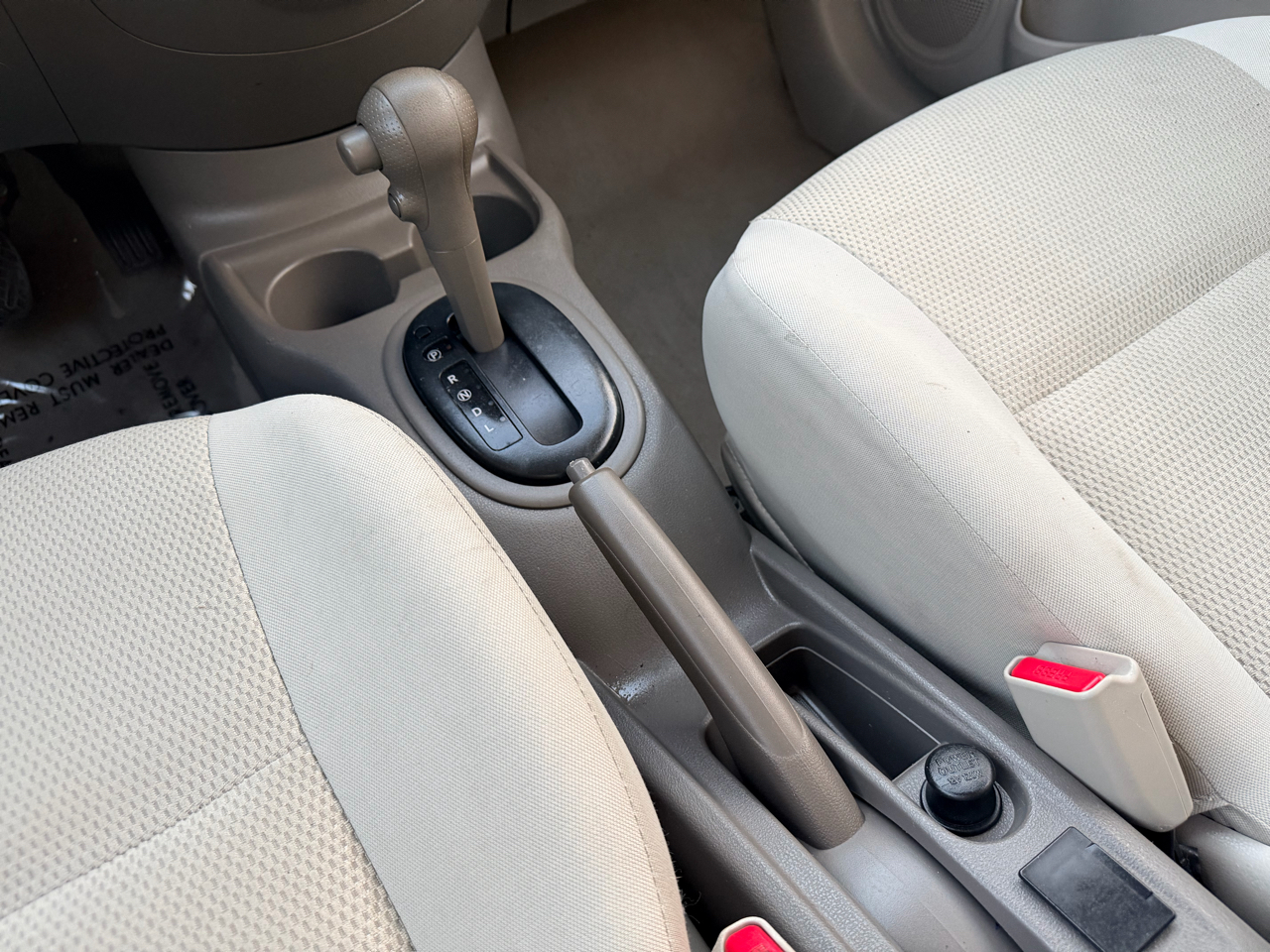 Nissan Versa 1.6 S Sedan 2012