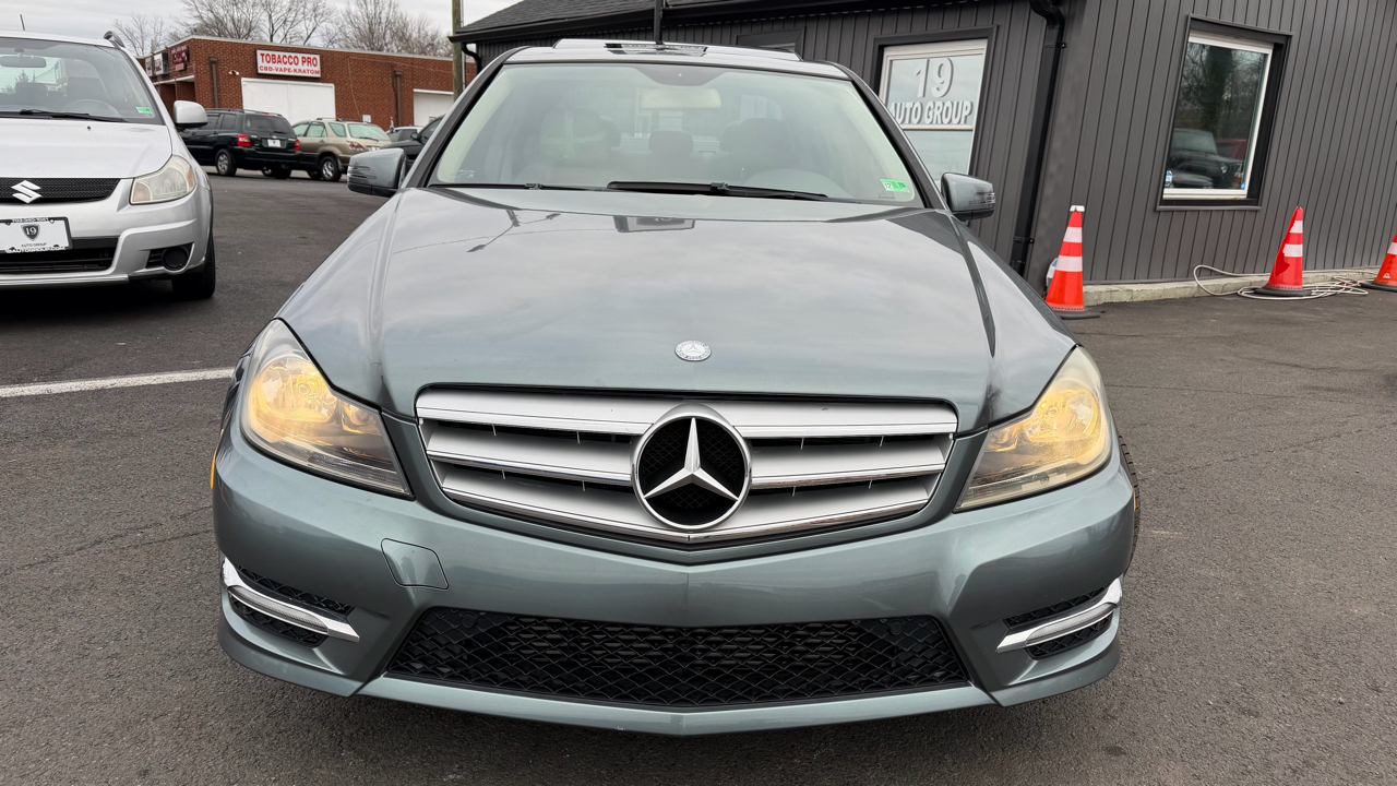 Mercedes-Benz C-Class C250 Luxury Sedan 2012