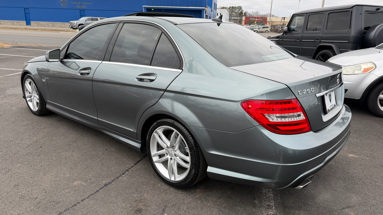 Mercedes-Benz C-Class C250 Luxury Sedan 2012
