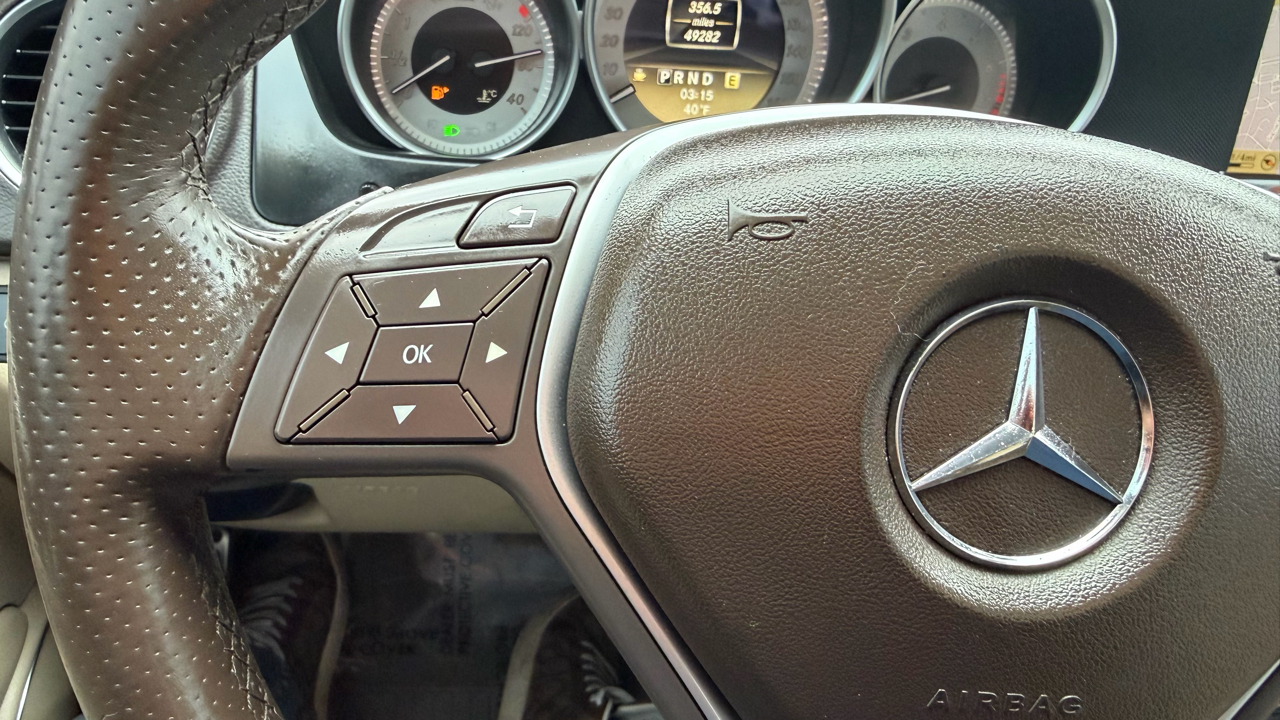 Mercedes-Benz C-Class C250 Luxury Sedan 2012