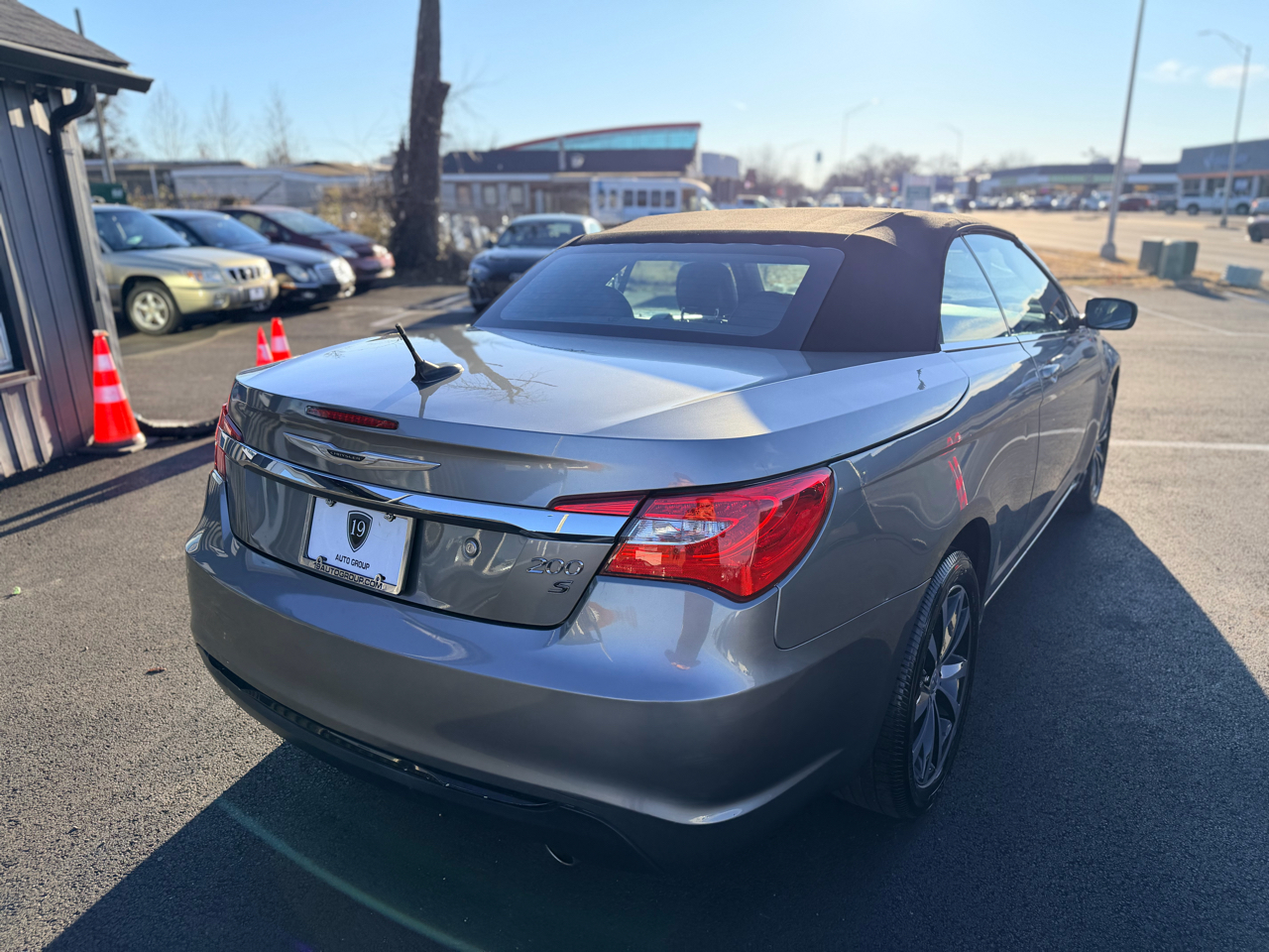 Chrysler 200 S Convertible 2011