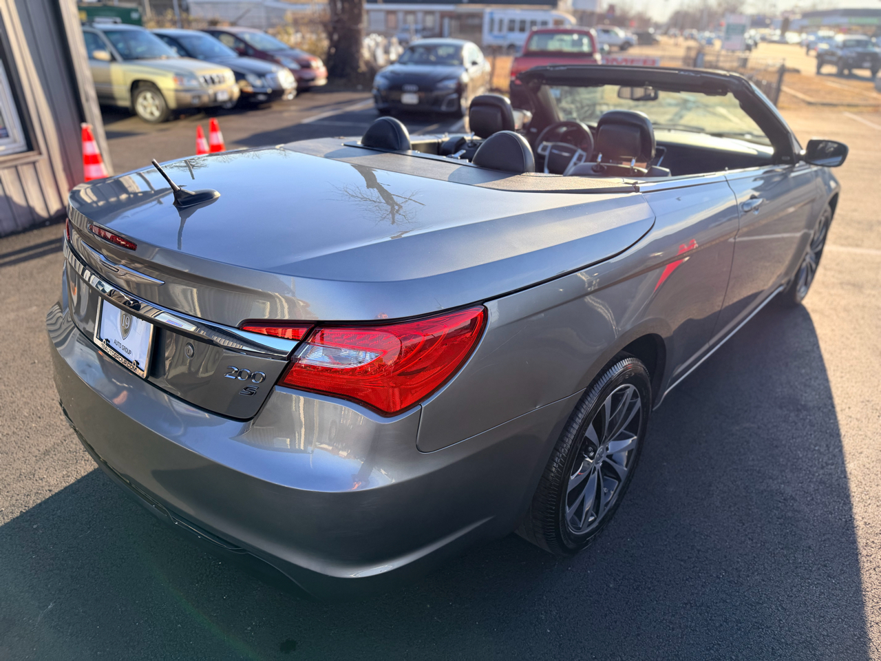 Chrysler 200 S Convertible 2011