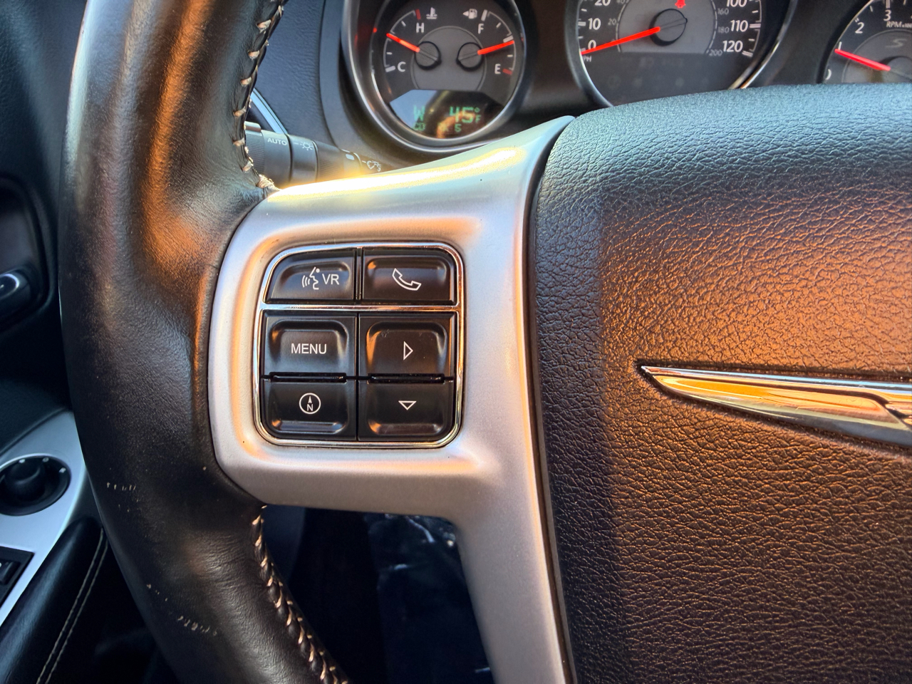 Chrysler 200 S Convertible 2011