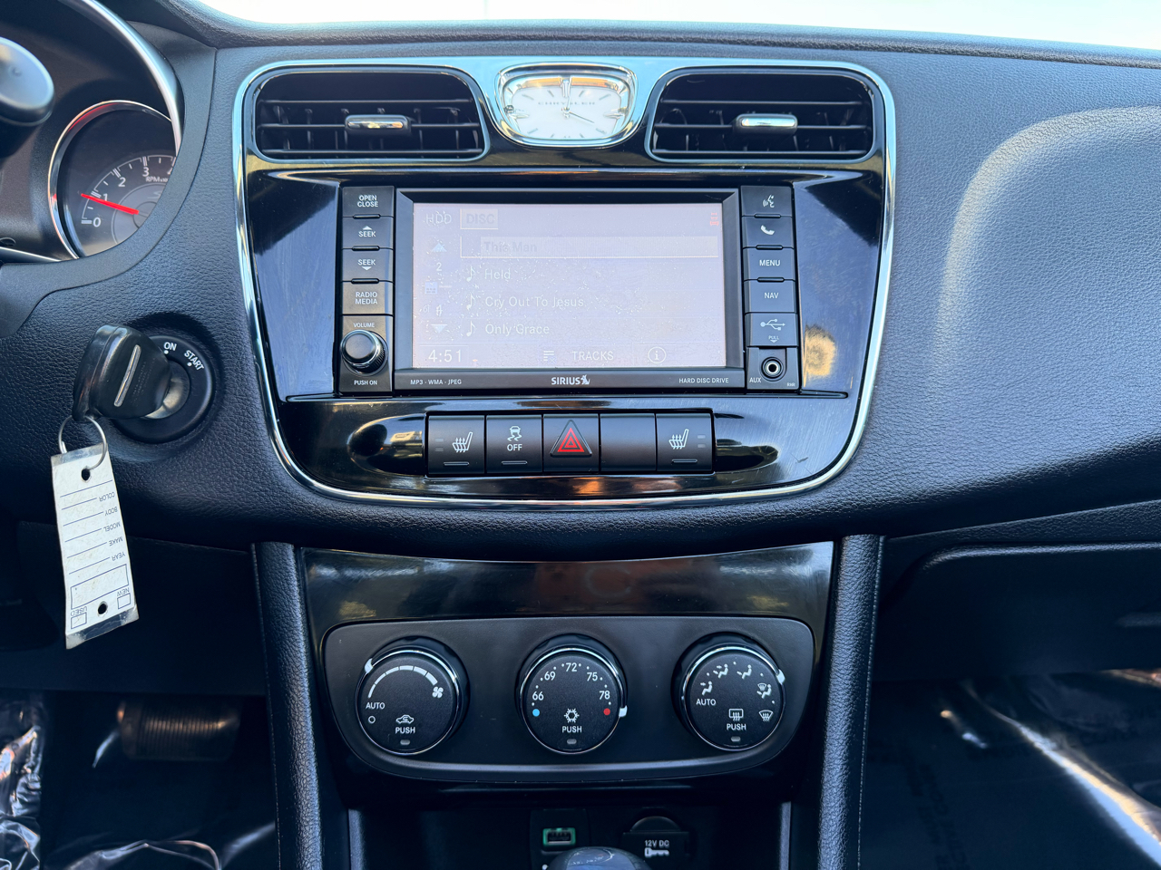 Chrysler 200 S Convertible 2011