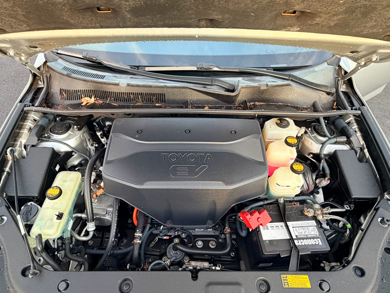 Toyota RAV4 EV Base 2012