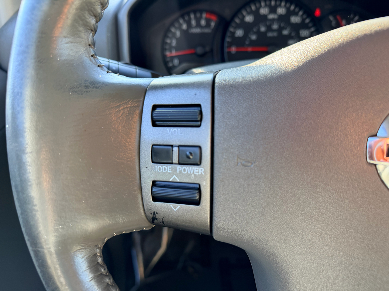 Nissan Armada LE 4WD 2007