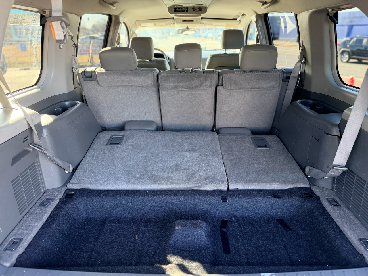 Nissan Armada LE 4WD 2007