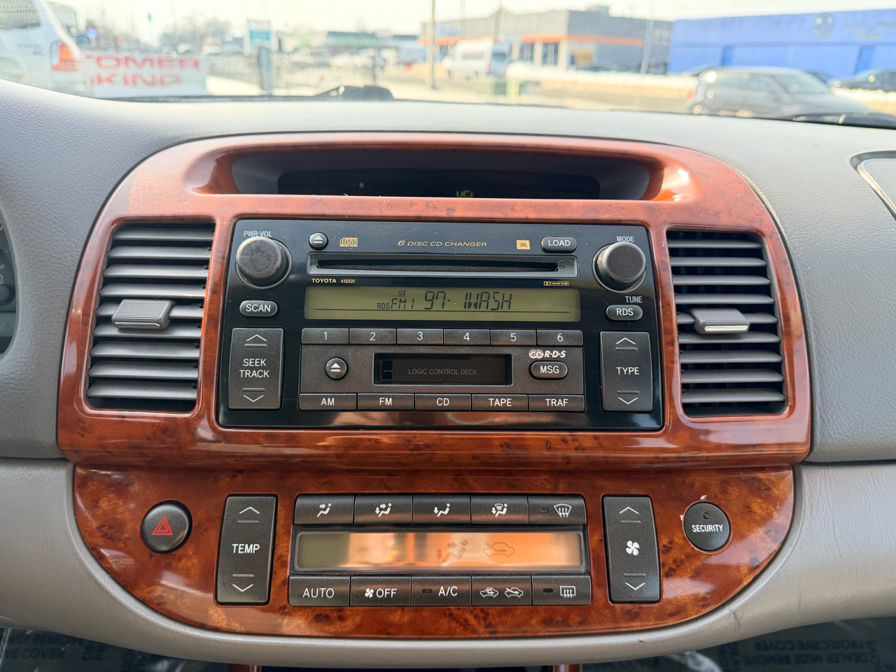 Toyota Camry XLE 2003