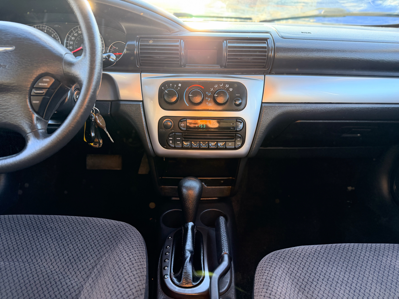 Chrysler Sebring Touring Sedan 2006