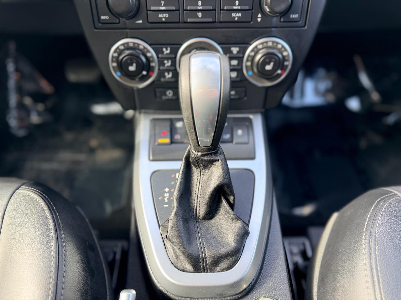 Land Rover LR2 HSE 2011