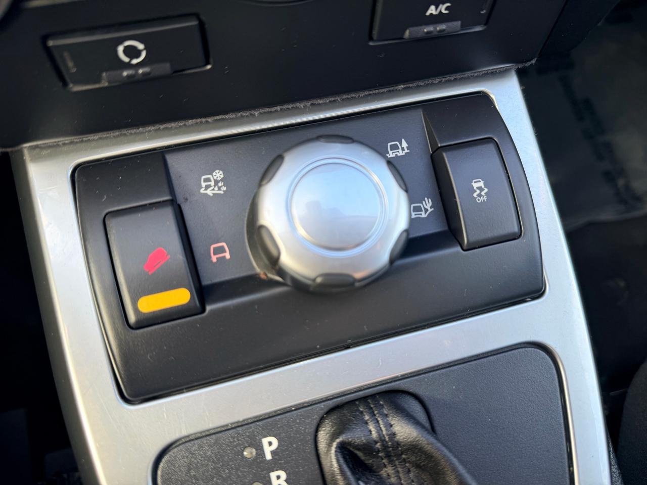 Land Rover LR2 HSE 2011