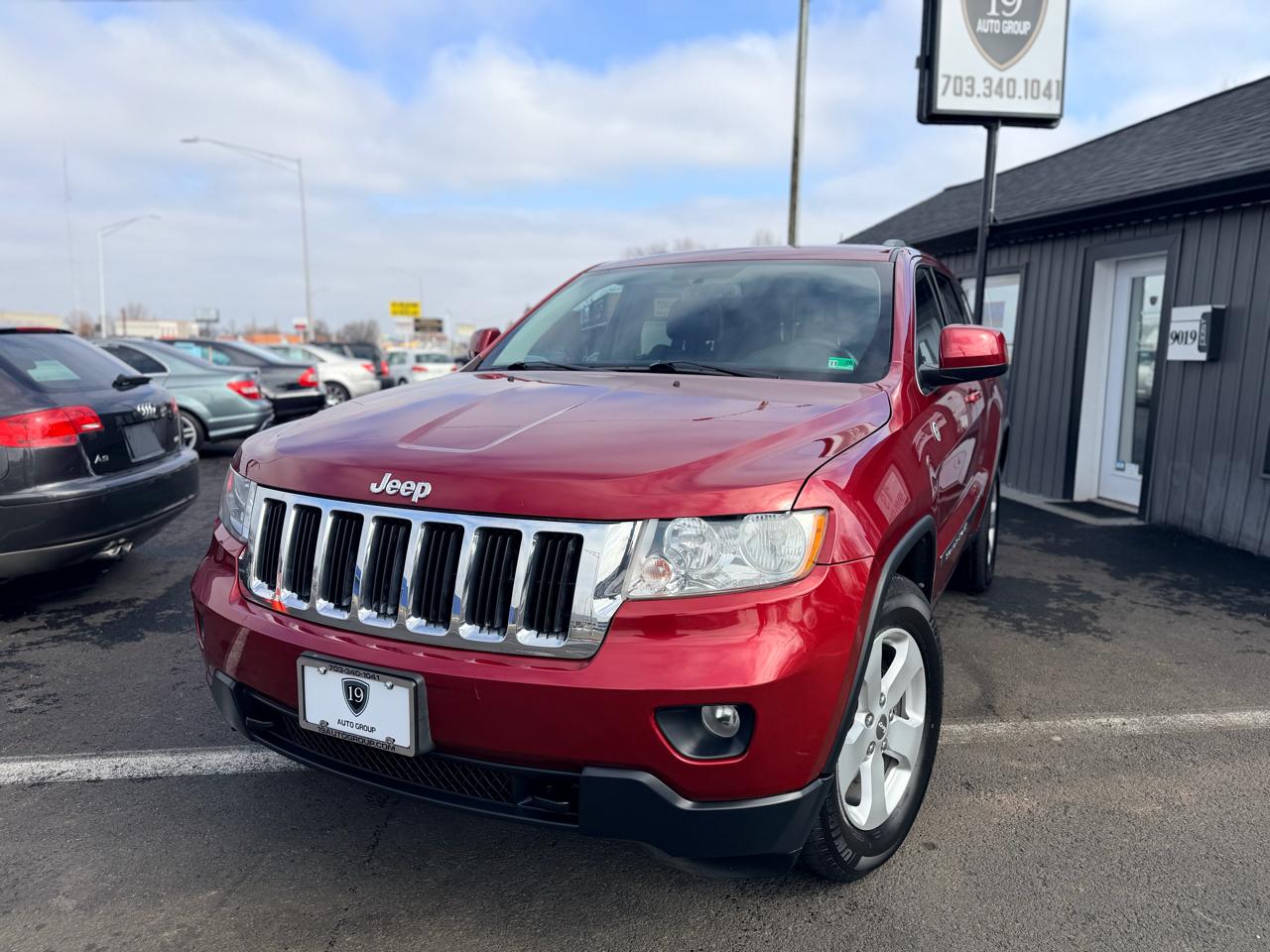 Jeep Grand Cherokee Laredo 4WD 2012
