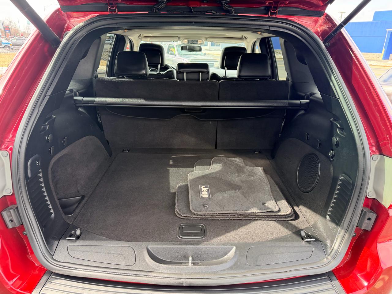 Jeep Grand Cherokee Laredo 4WD 2012