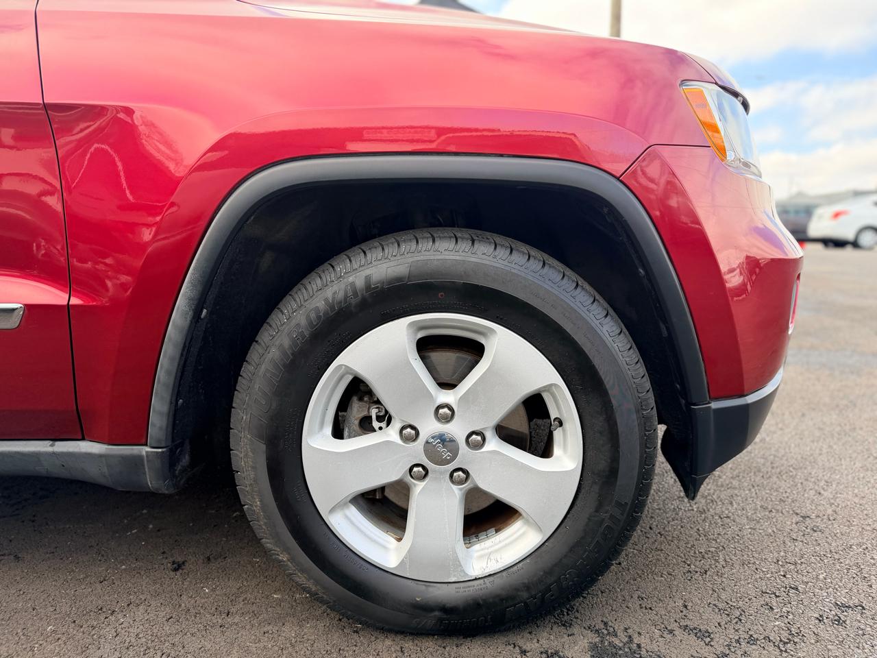 Jeep Grand Cherokee Laredo 4WD 2012