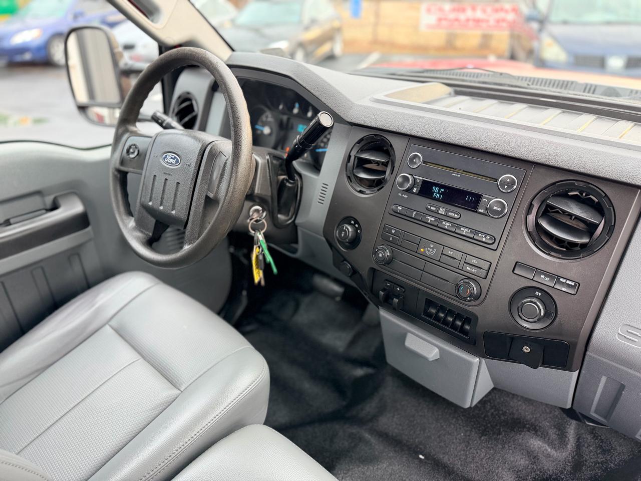 Ford F-250 SD XLT 4WD 2012