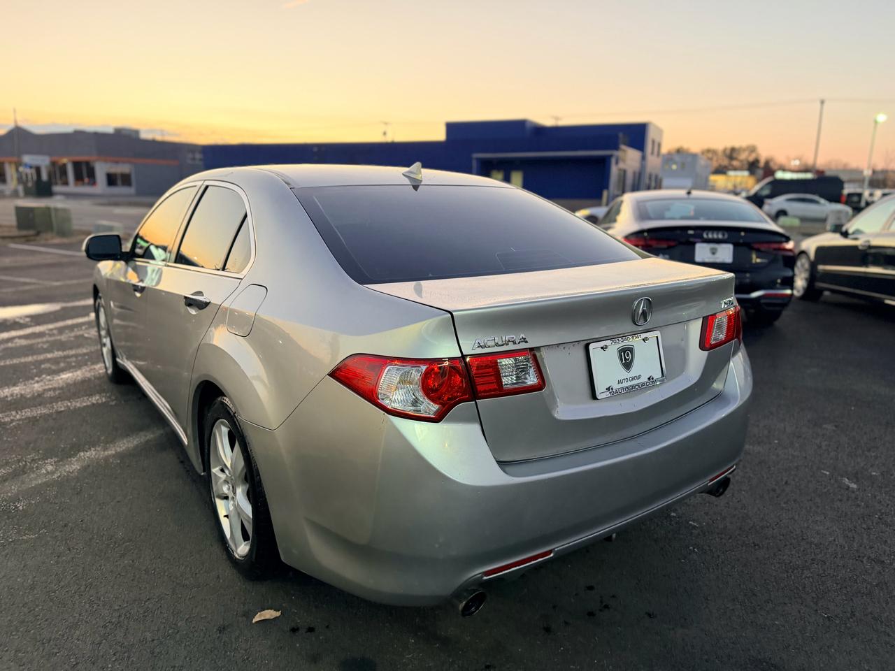 Acura TSX 5-Speed AT with Tech Package 2009