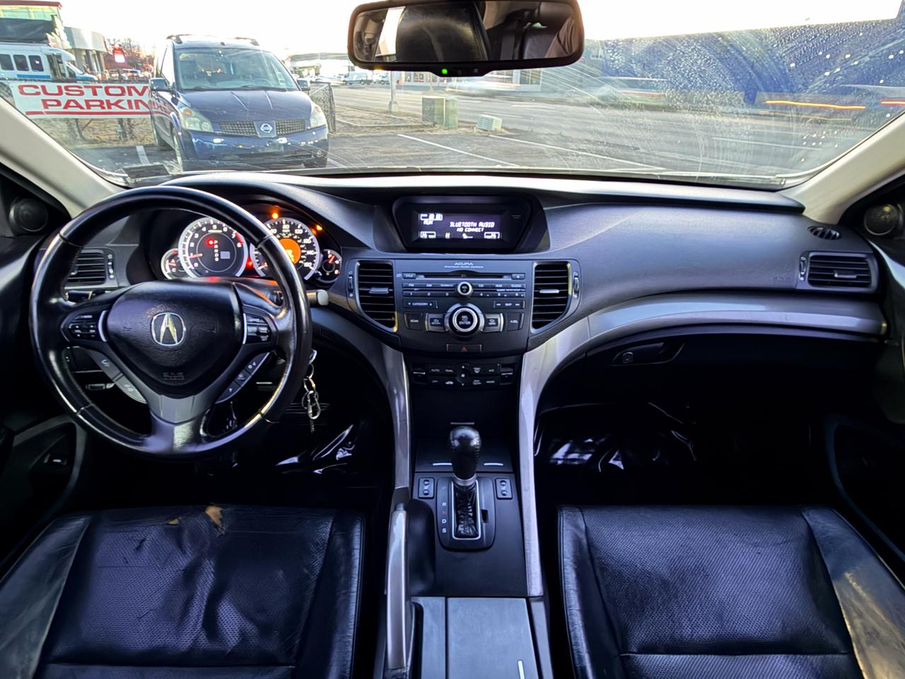 Acura TSX 5-Speed AT with Tech Package 2009