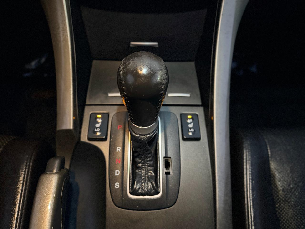 Acura TSX 5-Speed AT with Tech Package 2009