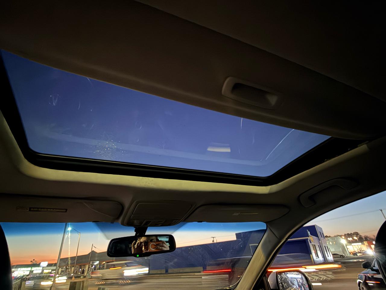 Acura TSX 5-Speed AT with Tech Package 2009