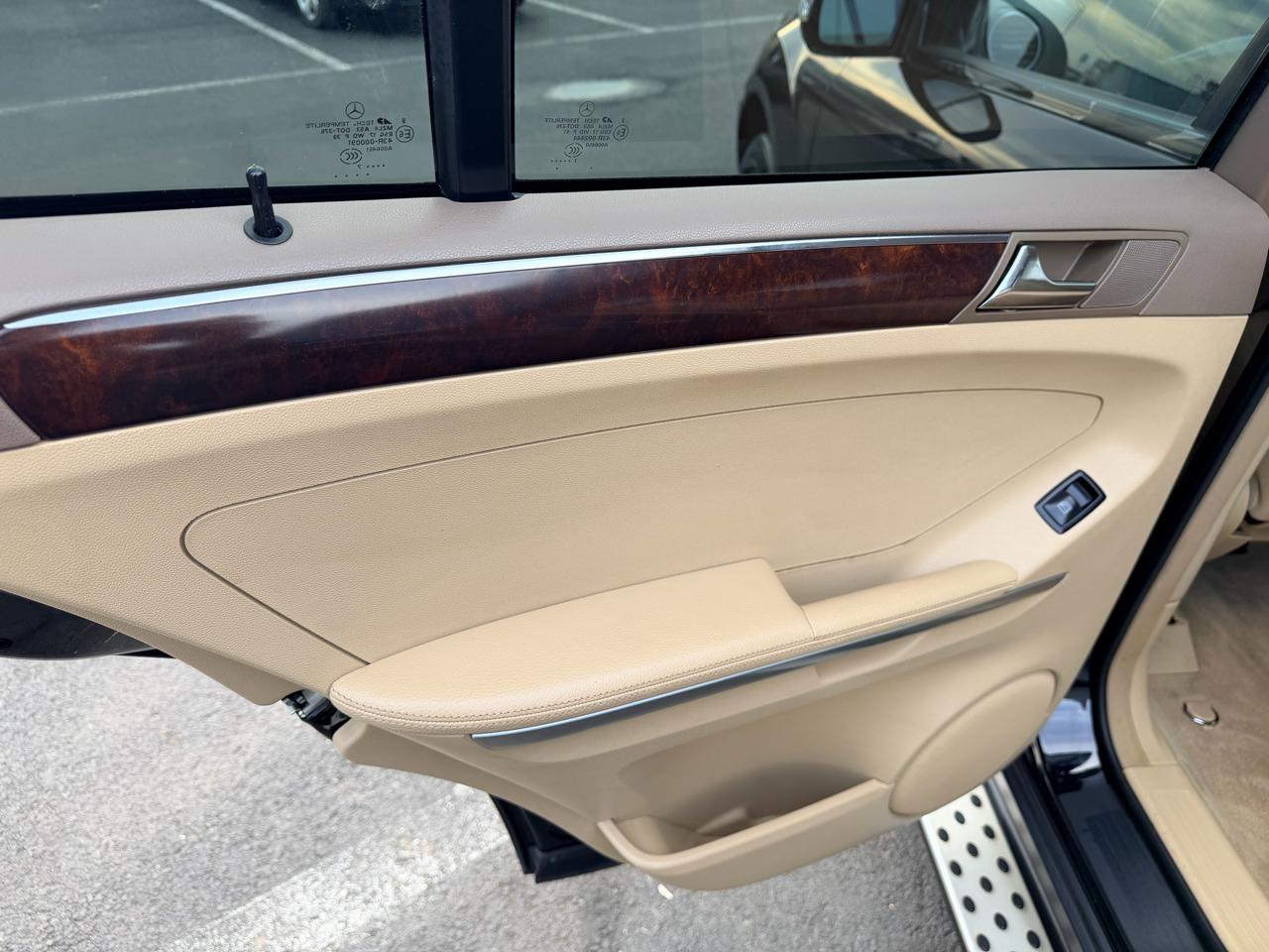 Mercedes-Benz M-Class ML550 2008