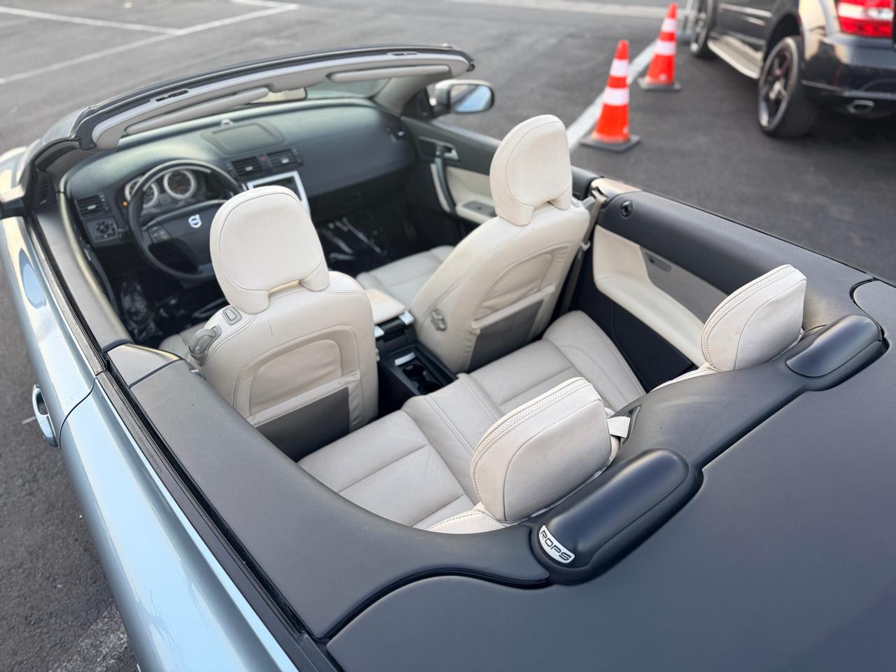 Volvo C70 T5 2011
