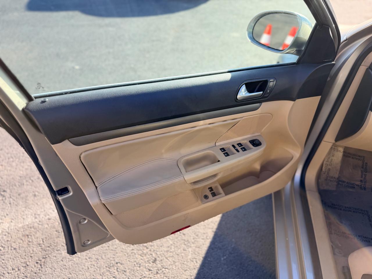 Volkswagen Jetta 2.5L w/ Pkg. 1 2007