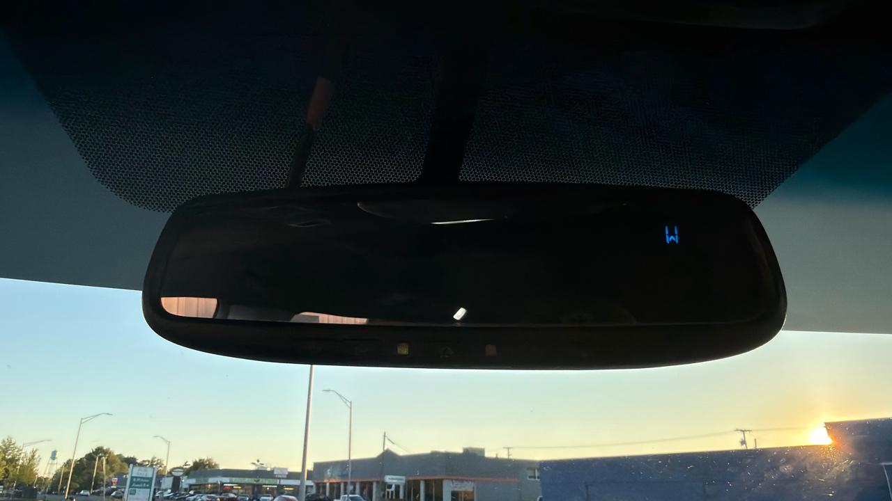 Toyota Sienna XLE 7-Passenger AWD 2017