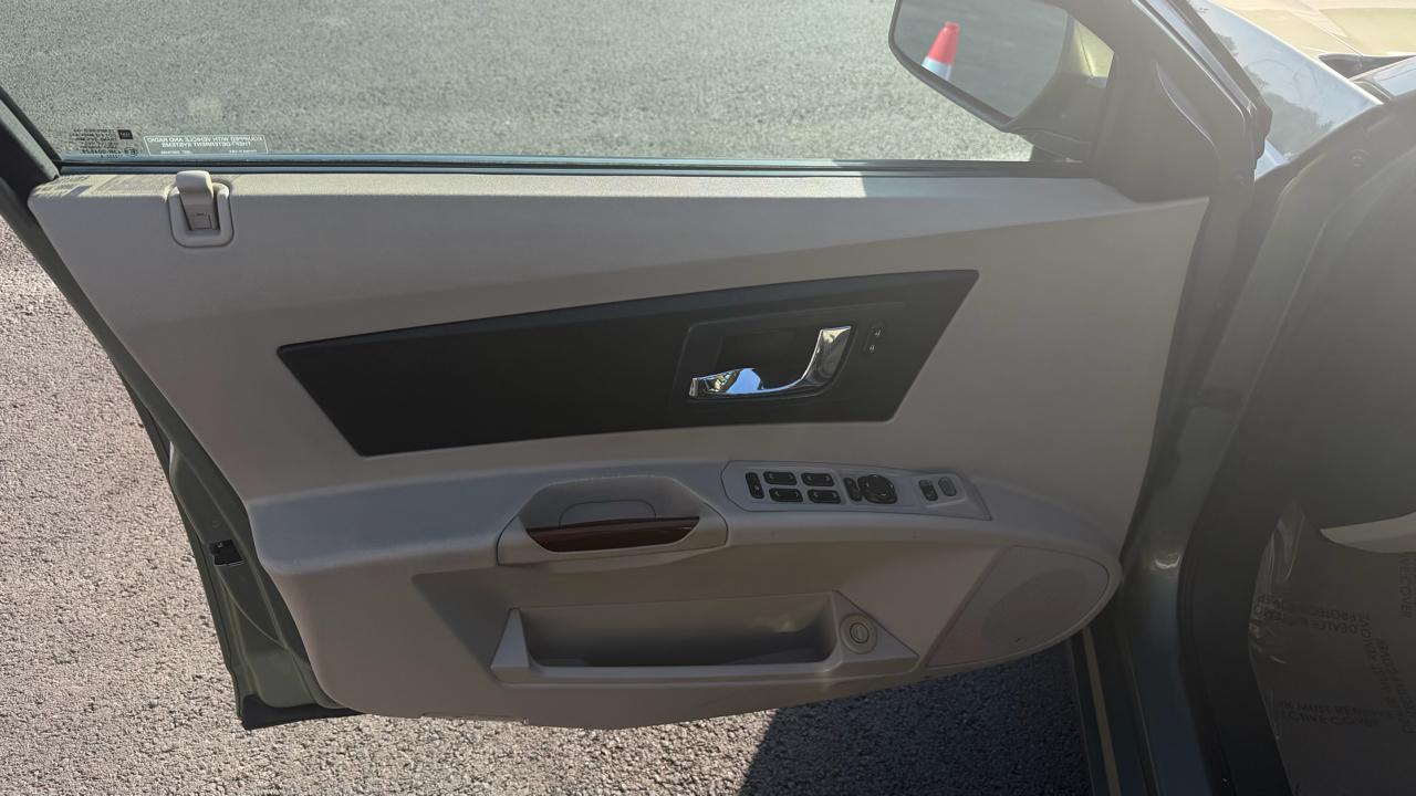 Cadillac CTS Base 2004