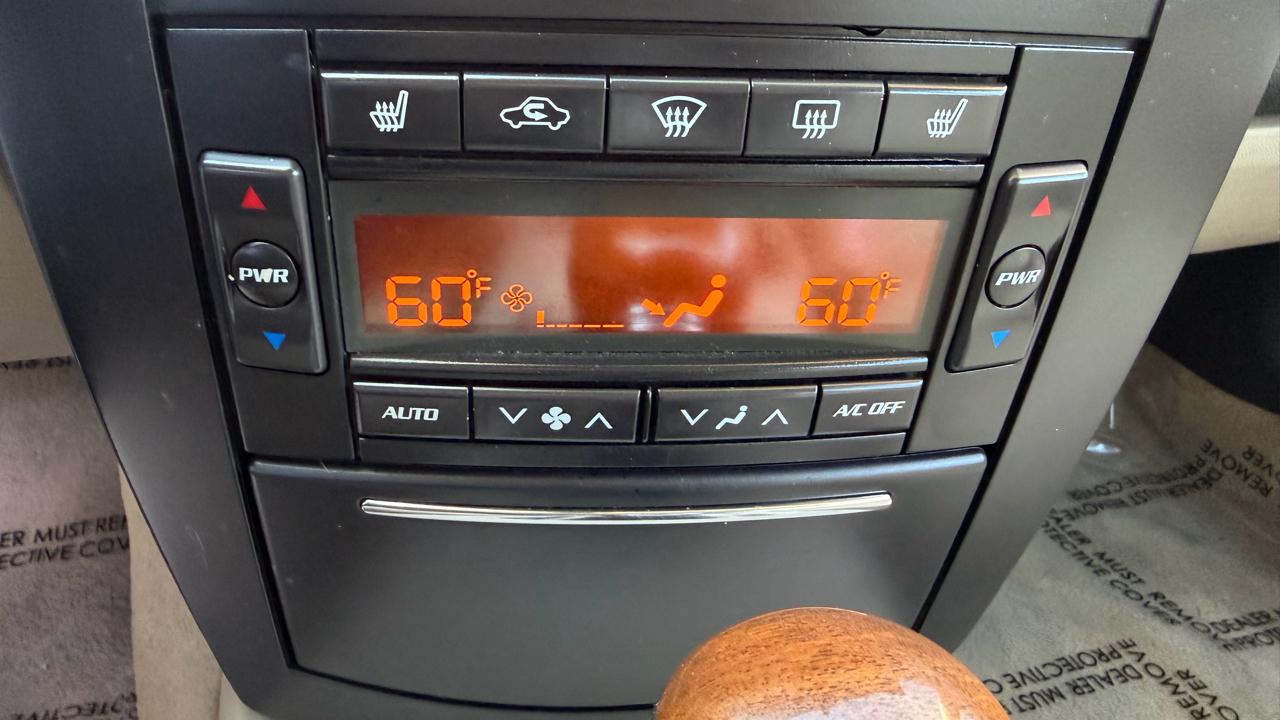 Cadillac CTS Base 2004