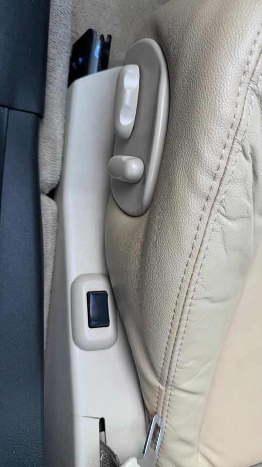 Cadillac CTS Base 2004