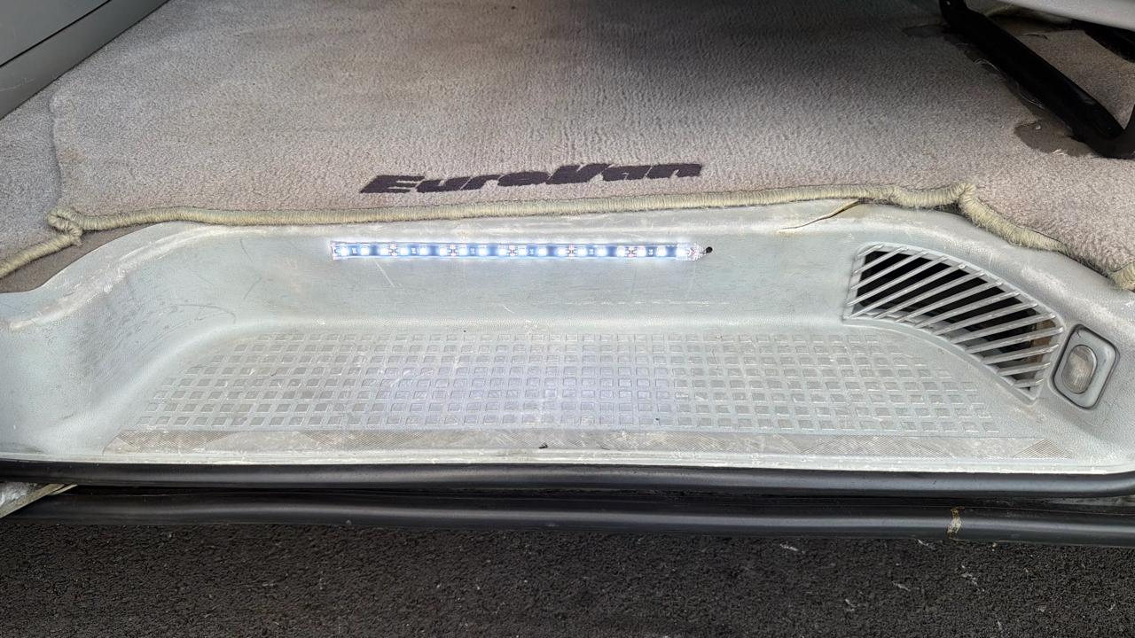 Volkswagen EuroVan MV 2003
