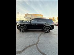 2022 Nissan Pathfinder 