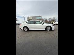 2025 Toyota Camry Hybrid 