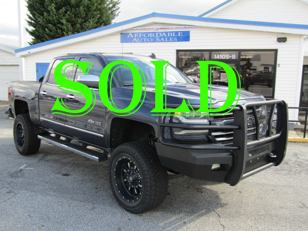 2018 Chevrolet Silverado 1500 LTZ Crew Cab 4WD