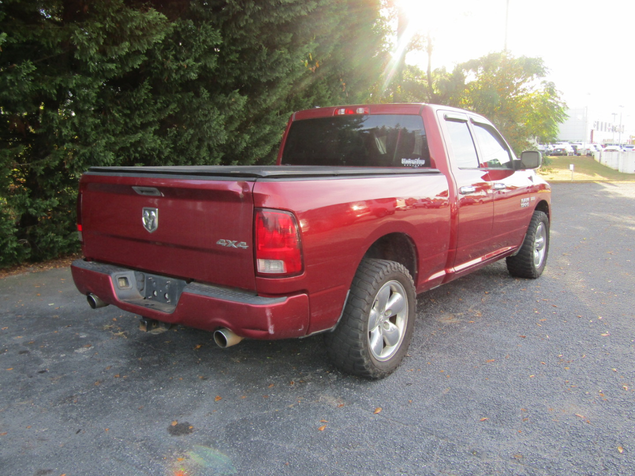 RAM 1500 Tradesman Quad Cab 4WD 2014 RAM 1500 Tradesman Quad Cab 4WD 2014