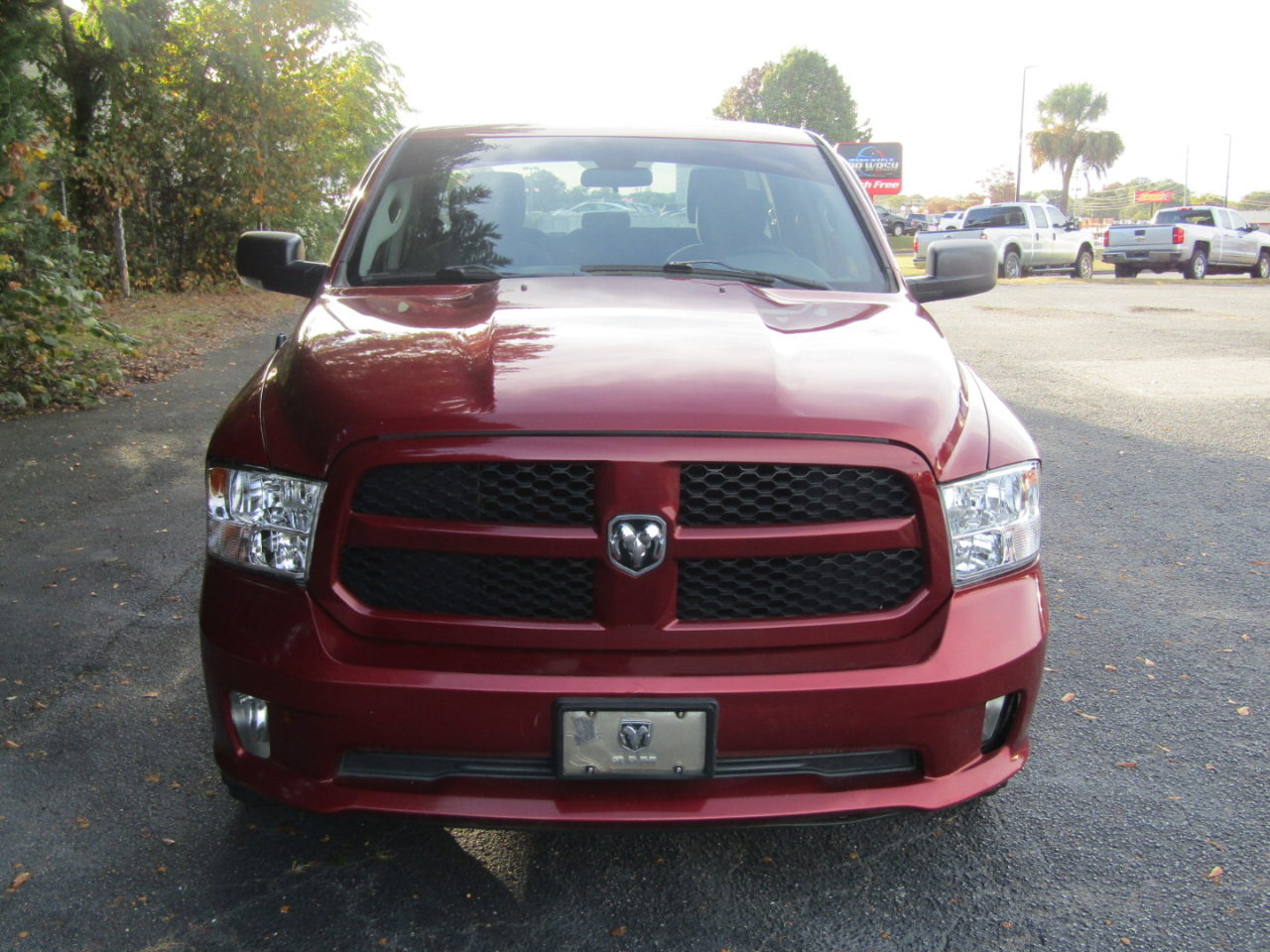 RAM 1500 Tradesman Quad Cab 4WD 2014 RAM 1500 Tradesman Quad Cab 4WD 2014