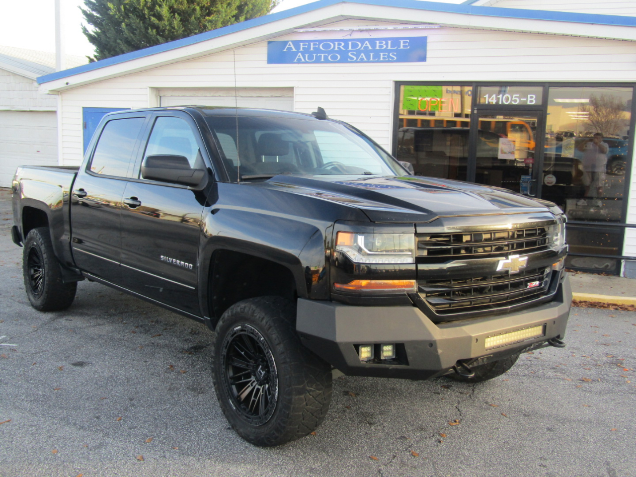 2017 Chevrolet Silverado 1500 LT Crew Cab 4WD