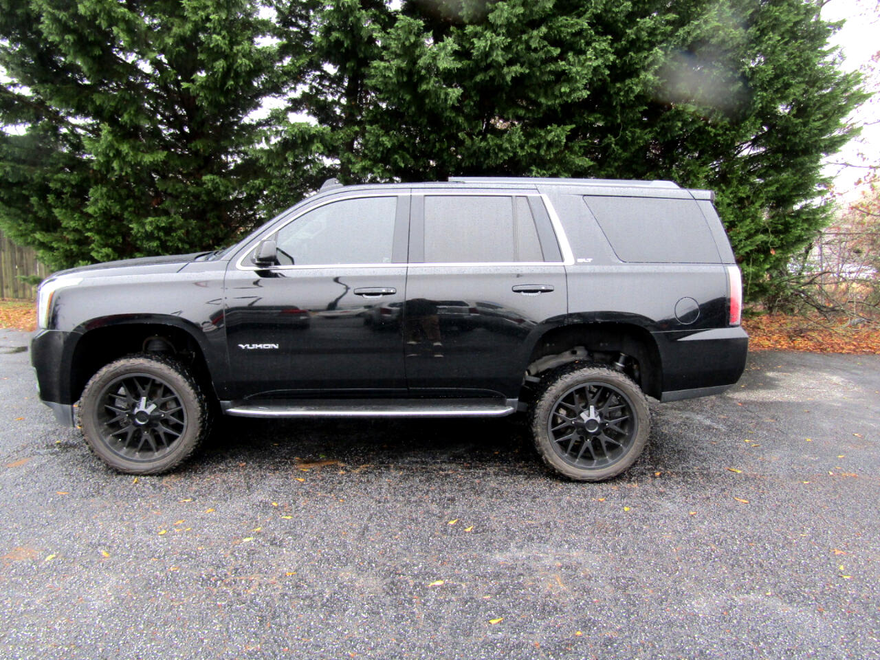 GMC Yukon SLT 4WD 2015