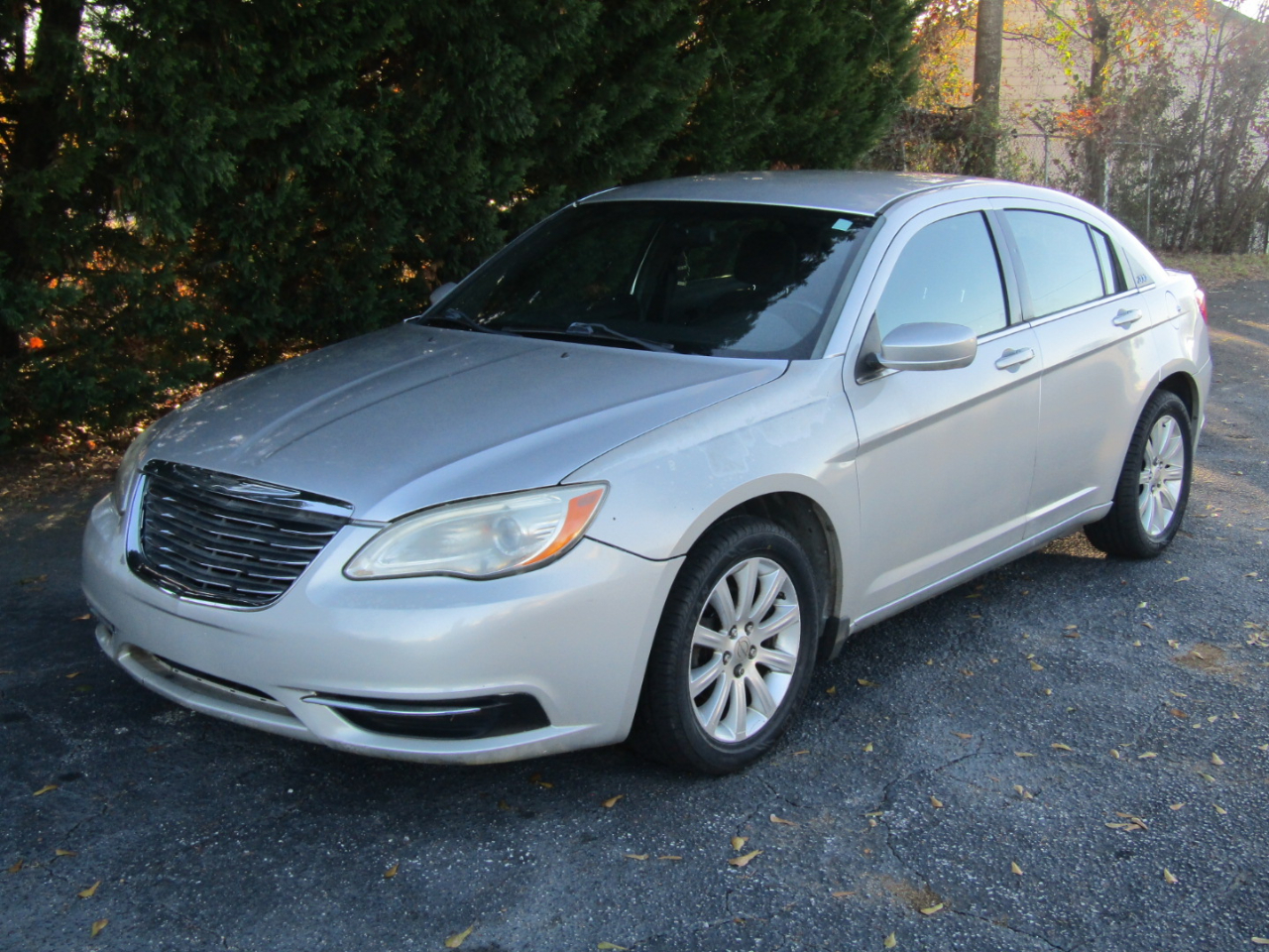 Chrysler 200 Touring 2012