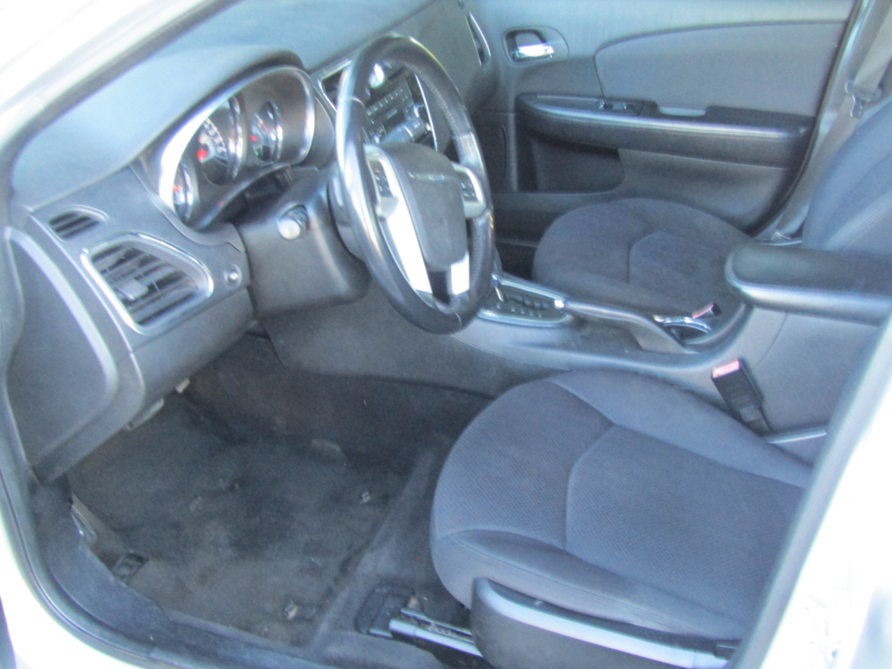 Chrysler 200 Touring 2012