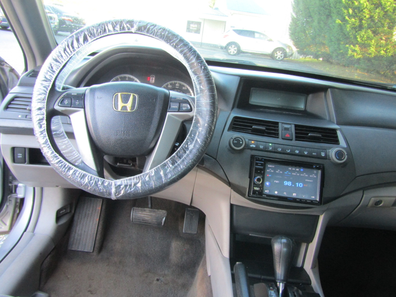 Honda Accord LX sedan AT 2009